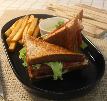 Triple Decker Sandwish